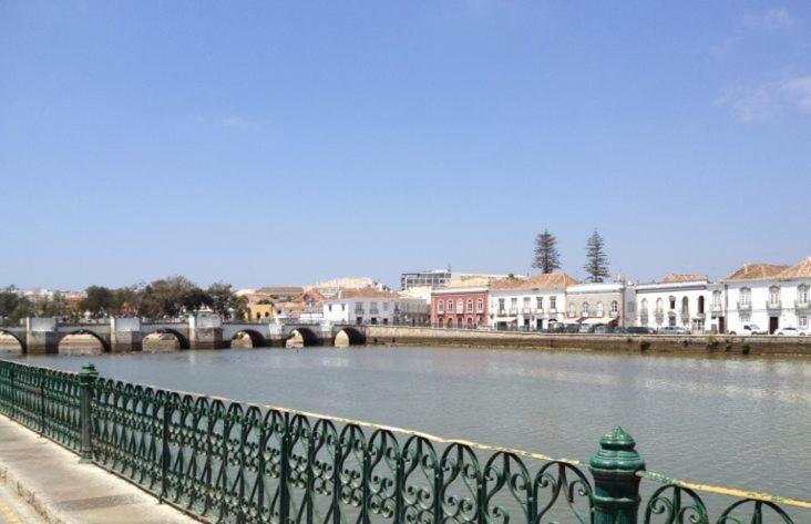 Apartamento Centro De Tavira Luaran gambar